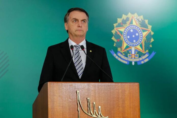 Pesidente Bolsonaro - Bolsonaro toma posse como 38º presidente do país