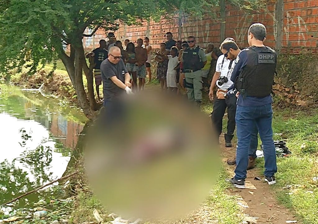 Acusado de assalto se joga em lagoa para fugir e morre afogado