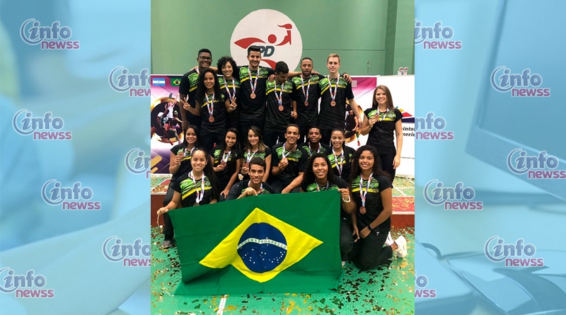 Com 5 piauienses, Brasil é bronze no Pan de Badminton por Equipes no Peru