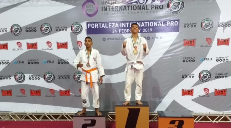 Picoenses conquistam medalhas em campeonato internacional de Jiu-jitsu