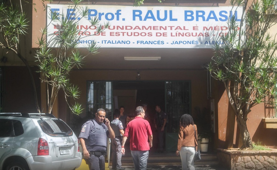 Mãe de atirador diz que filho parou de estudar devido a bullying