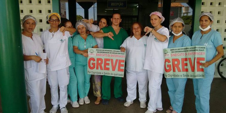 Enfermeiros e técnicos greve