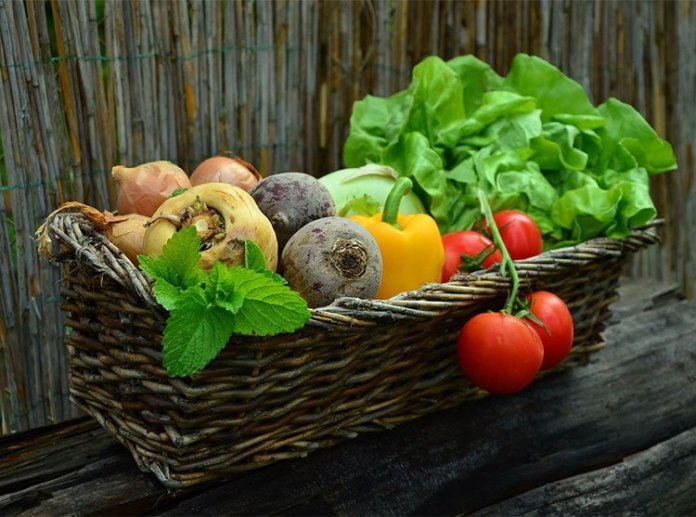 Problema de gases - dieta com legumes ricos em água ajuda a combater