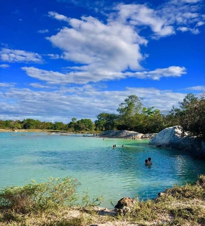 Lagoa Azul é a grande atração em município do Piauí; veja fotos