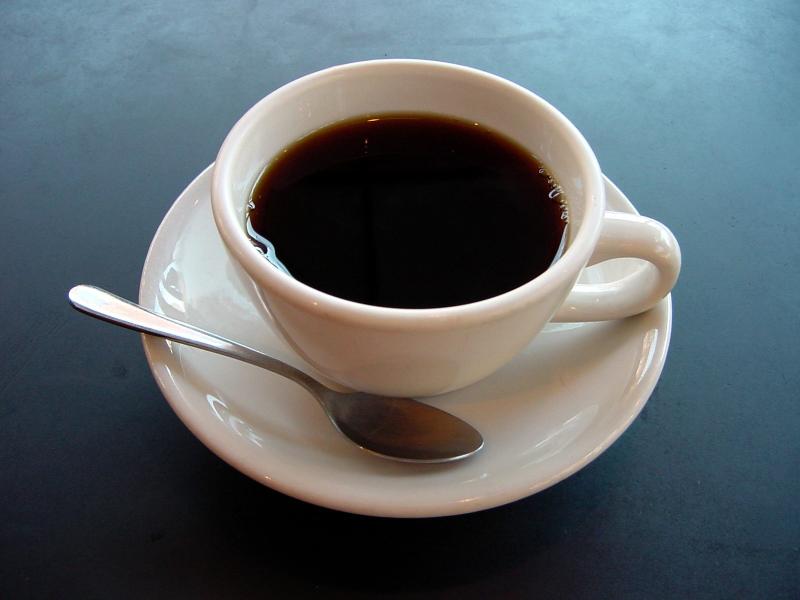 Café pode aumentar em 4 vezes o risco de pressão alta