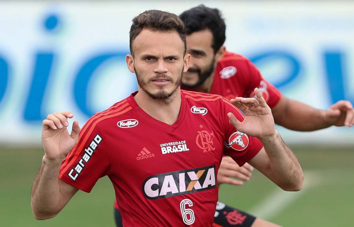 lateral esquerdo do Flamengo, o jogador Renê Rodrigues Martins