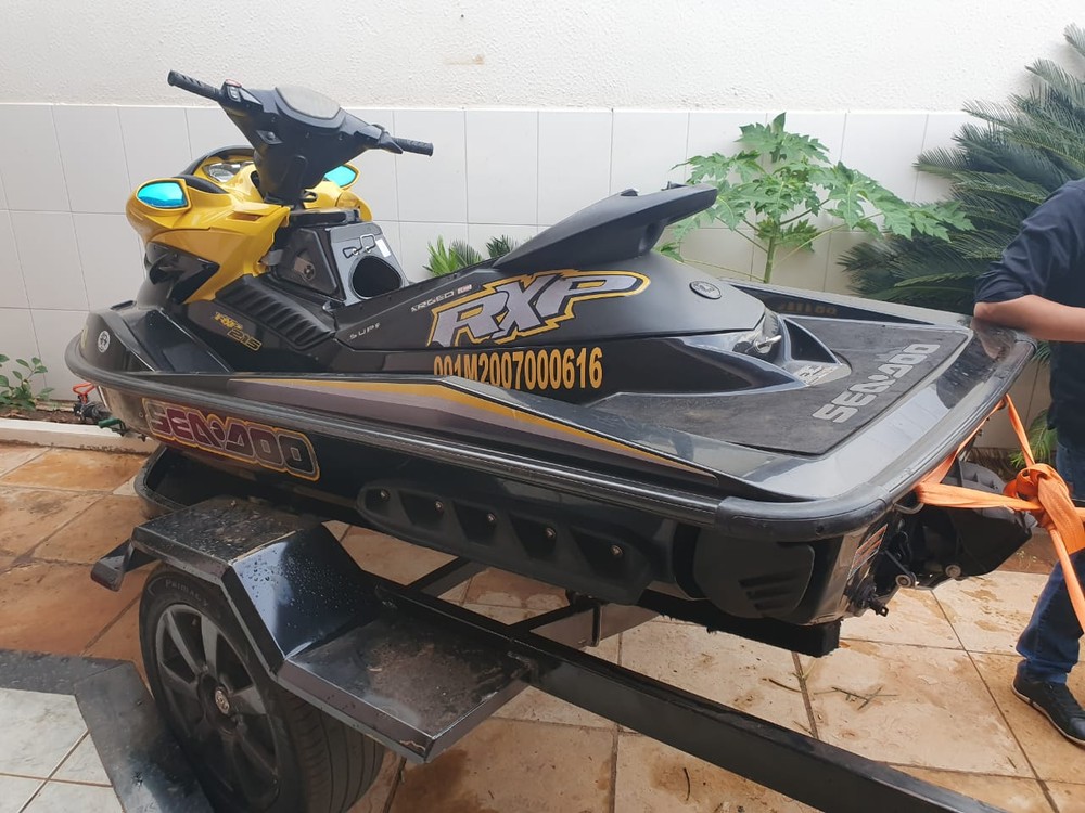 7934b9d7-moto-aquatica