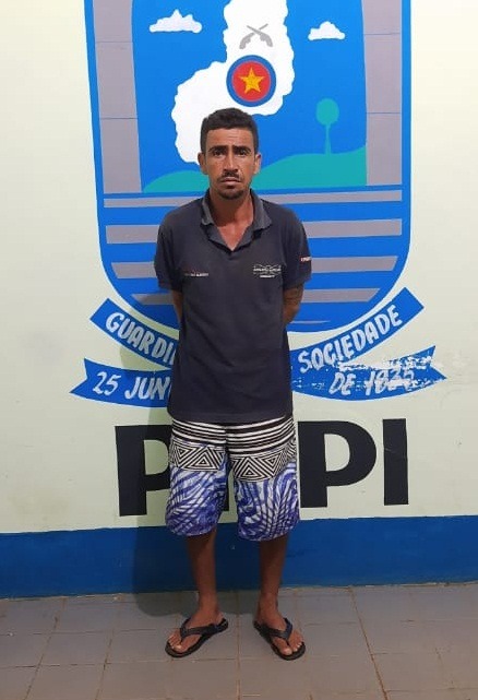 Com ciúmes da companheira, homem atira em jovem e é preso no PI