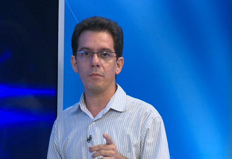 Morre de câncer, ao 46 anos, o jornalista piauiense Ubiracy Saboia