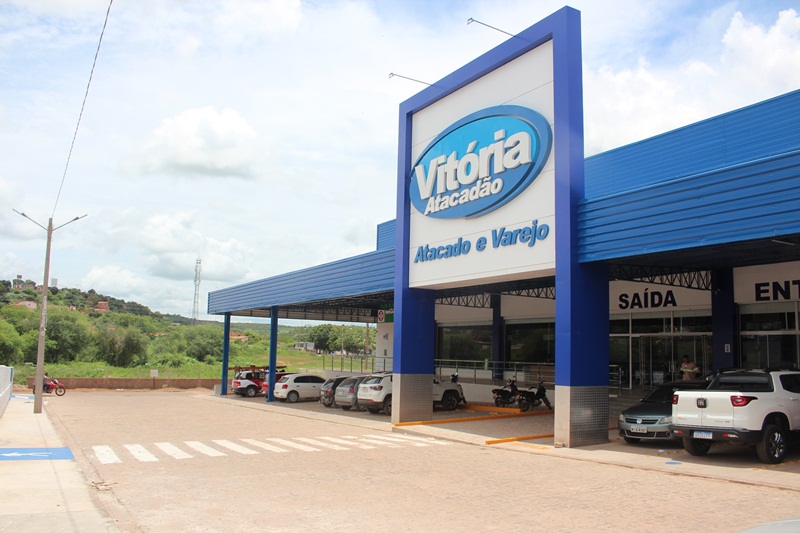 Vitória Atacadão inaugura em Picos nesta segunda-feira