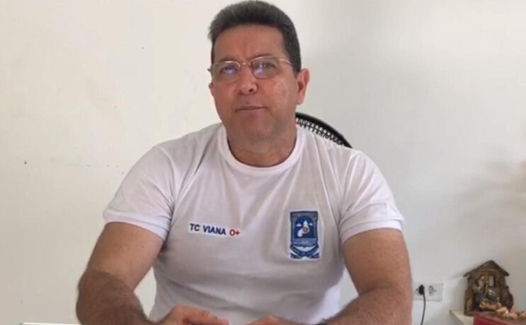 Em Picos, Coronel Viana se filia ao PSL