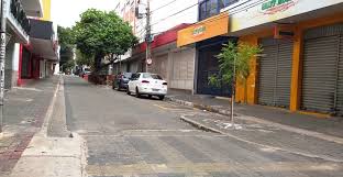 Índice de isolamento social no domingo foi de 56,7% com o lockdown parcial
