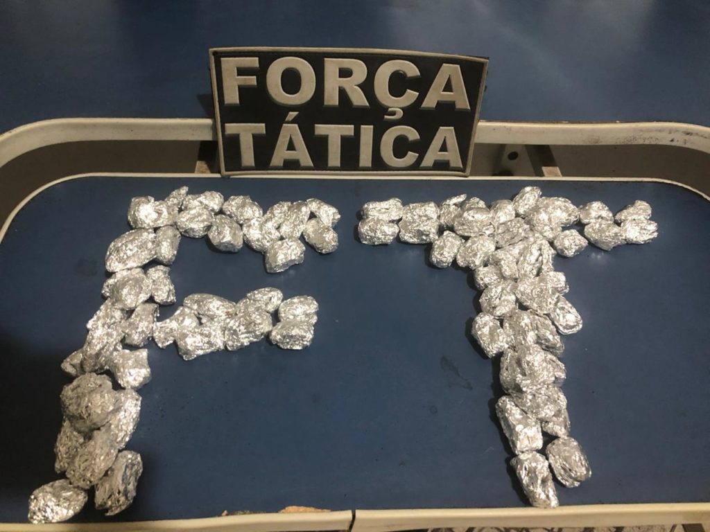 Polícia apreende 87 trouxinhas de maconha em Picos no bairro São Vicente