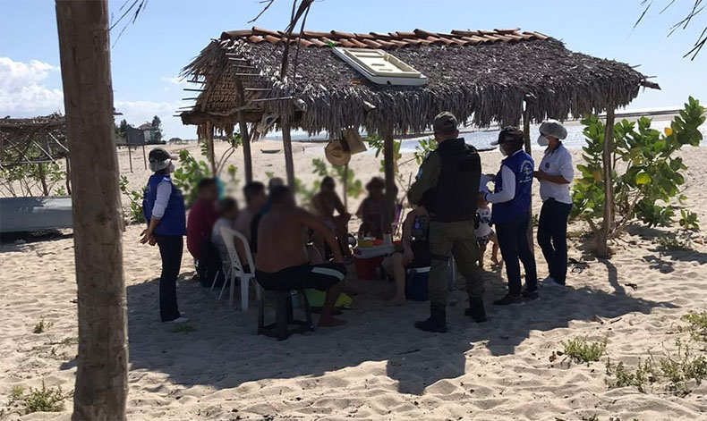 Vigilância Sanitária e PM fazem operação para impedir aglomerações em praias