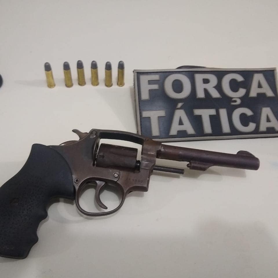 Menor é flagrado com arma de fogo em Picos