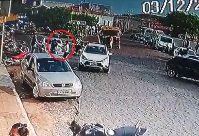 Bandido armado assalta mulher e leva malote contendo dinheiro em Oeiras