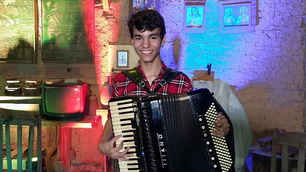 Músico de 17 anos tem sanfona furtada durante a madrugada na Zona Leste de Teresina
