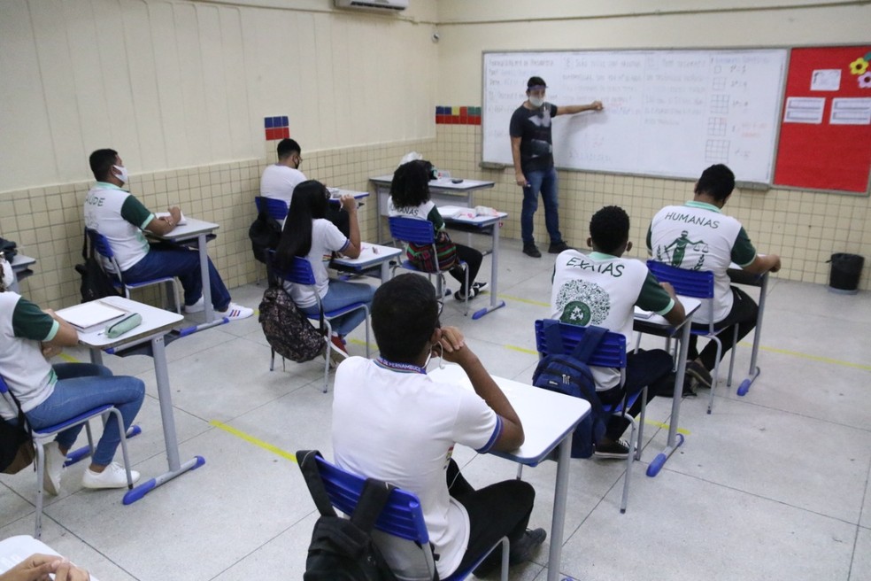 Estudantes têm até o dia 15 de janeiro para fazer matrícula na rede estadual de ensino do Piauí
