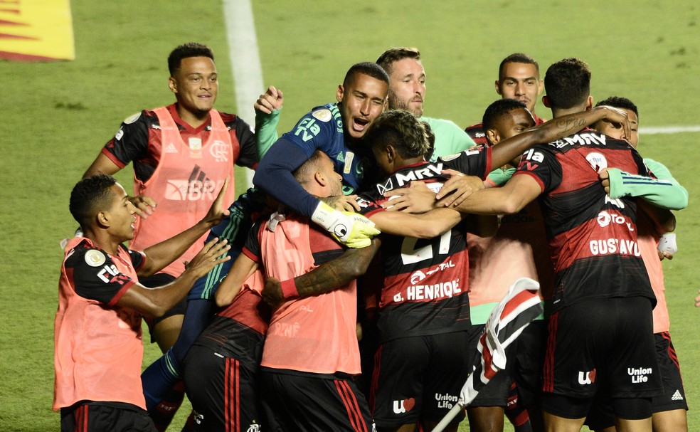 Titulo-do-Brasileirao-rende-R-33-milhoes-ao-Flamengo-veja-premiacoes