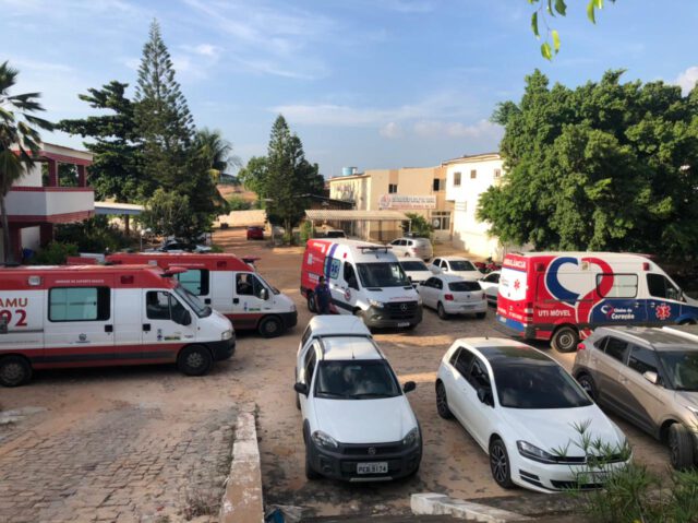 Ambulancias-Hospital-Santa-Maria-640x479