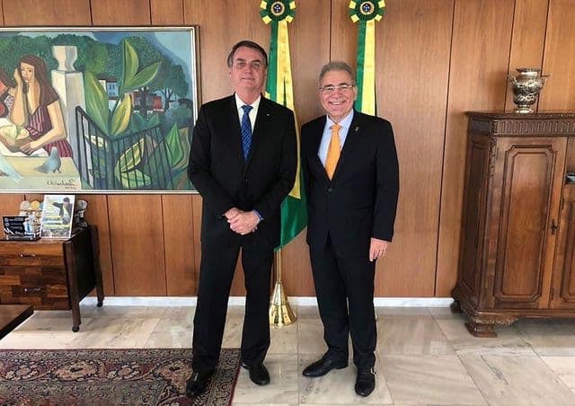 Bolsonaro confirma indicação de cardiologista Marcelo Queiroga para Saúde