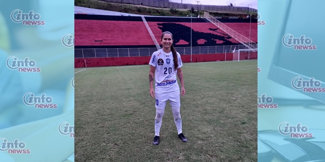 Atacante natural de Curral Novo marca hat-trick na estreia do Brasileiro Feminino série B