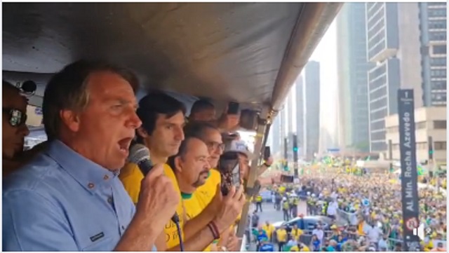 Presidente da República Jair Bolsonaro chama ministro do STF de “canalha” em discurso em São Paulo