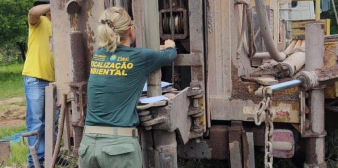 Semarh fiscaliza perfurações irregulares de poços em Picos e Oeiras