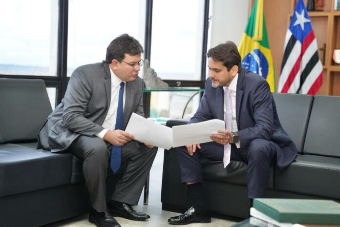 Em Brasília, Rafael Fonteles busca melhorias para internet e energia no Piauí