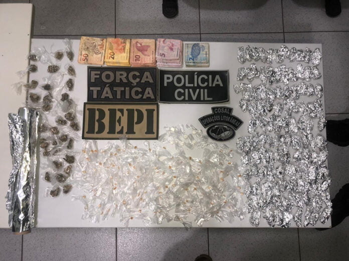 Polícia apreende mais de 300 porções de entorpecentes em residência no PI