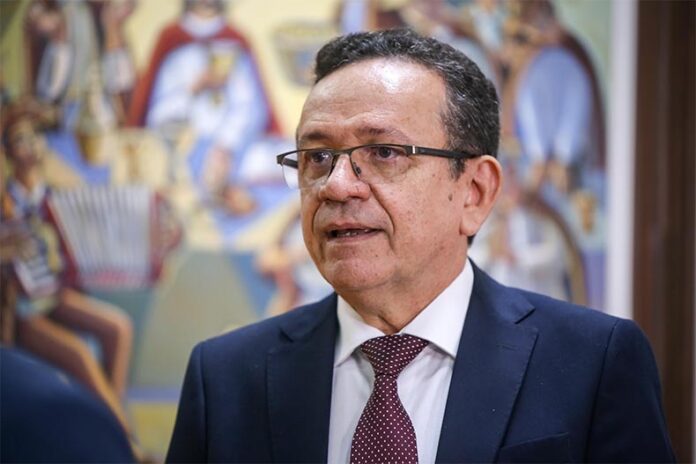 Desembargador do TJPI, Sebastião Ribeiro Martins Desembargador do TJ-PI, Sebastião Ribeiro Martins -Foto: Renato Andrade/Cidadeverde.com