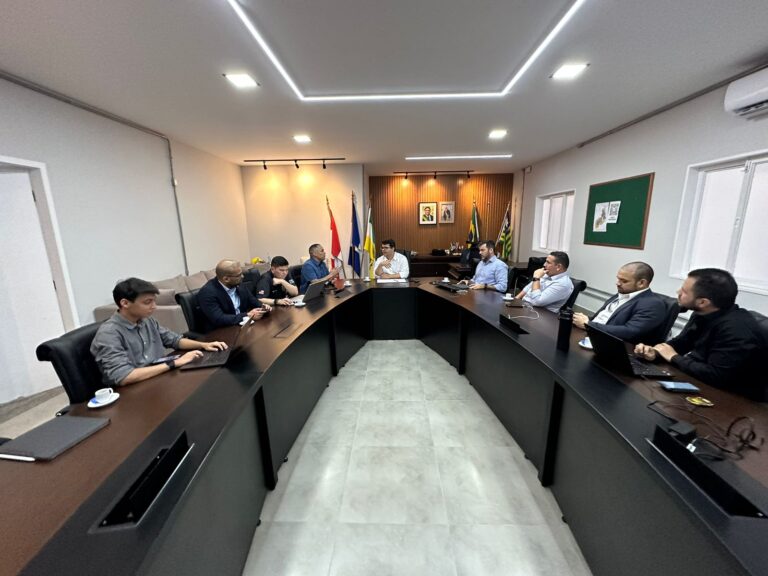 Piauí recebe secretário de Segurança do AM para apresentar projeto de recuperação de celulares Piauí recebe secretário de Segurança do AM para apresentar projeto de recuperação de celulares