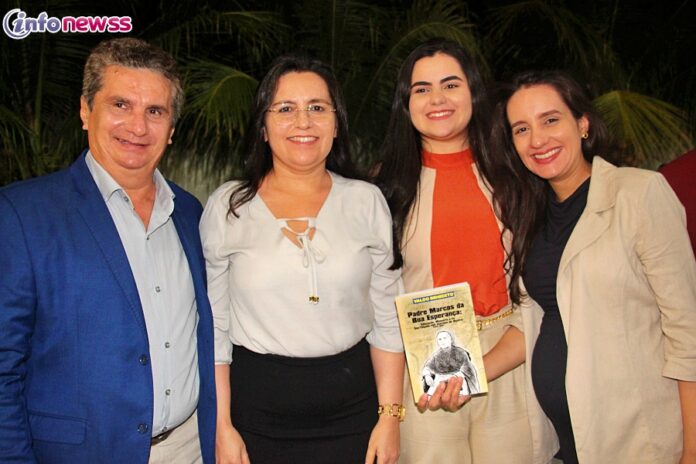 Vice-prefeito Valdo Benedito lança livro “Padre Marcos da Boa Esperança” em evento bastante prestigiado - IMG_1932