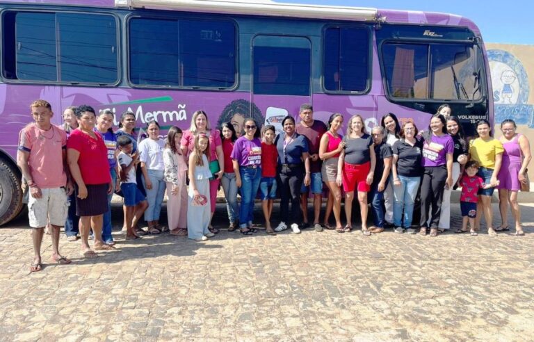 Mulheres de Sussuapara recebem atendimento do Ônibus Lilás Mulheres de Sussuapara recebem atendimento do Ônibus Lilás