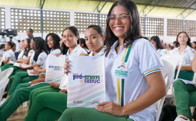 Piauí registra mais de 107 mil estudantes inscritos no Enem 2024 Piauí registra mais de 107 mil estudantes inscritos no Enem 2024