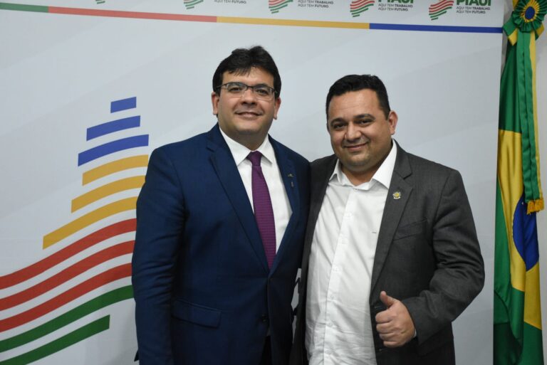 Pactos pelo Piauí reunirá prefeitos eleitos e reeleitos em Teresina dia 21 de novembro Pactos pelo Piauí reunirá prefeitos eleitos e reeleitos em Teresina dia 21 de novembro