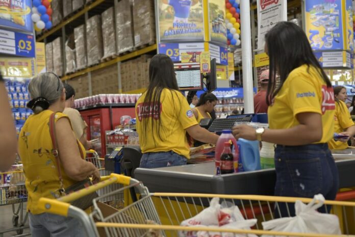 Novo Atacarejo abre mais de mil vagas para final do ano em Pernambuco