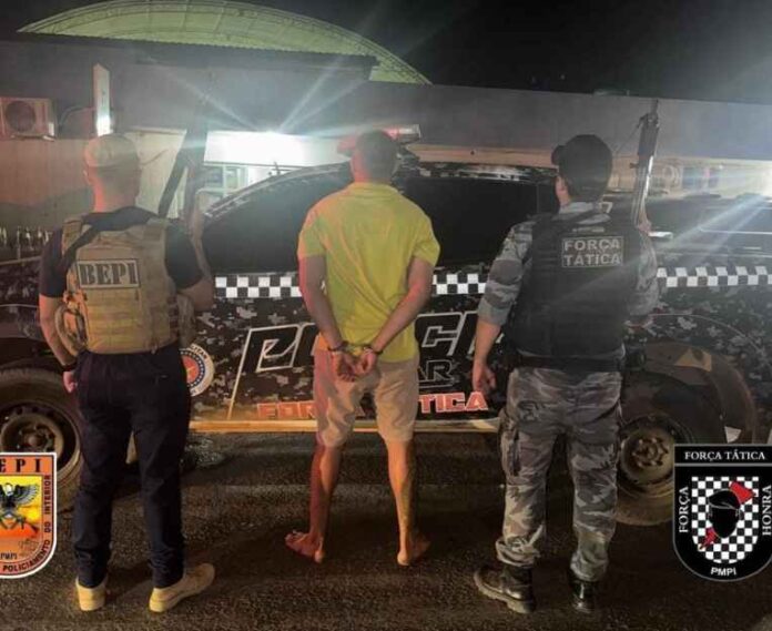 Operação da PM em Picos prende suspeito armado e apreende veículo