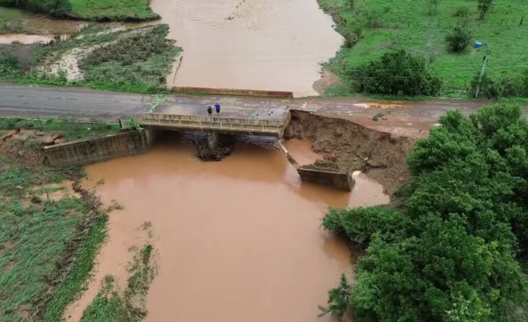 Ministério autoriza repasse de R$ 123 mil para São Luis do Piauí após estragos causados pelas chuvas Ministério autoriza repasse de R$ 123 mil para São Luis do Piauí após estragos causados pelas chuvas
