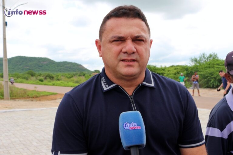 Prefeitura de Caridade do Piauí paga servidores e antecipa terço de férias dos professores