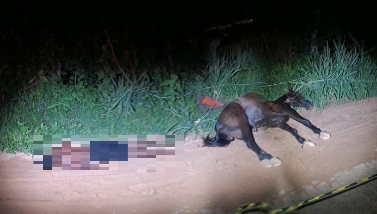 Jovem de 14 anos que cavalgava morre após cavalo pisar em fio caído no Piauí