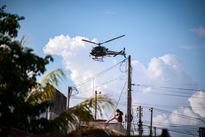 Com helicóptero, polícia faz operação em vila perto da 'cracolândia' de Teresina e prende seis - BOPAER da PMPI - Batalhão de Operações Aéreas da Polícia Militar do Piauí 2 Batalhão de Operações Aéreas (BOPAer) da Polícia Militar do Piauí (PMPI) - Renato Andrade/Cidadeverde.com