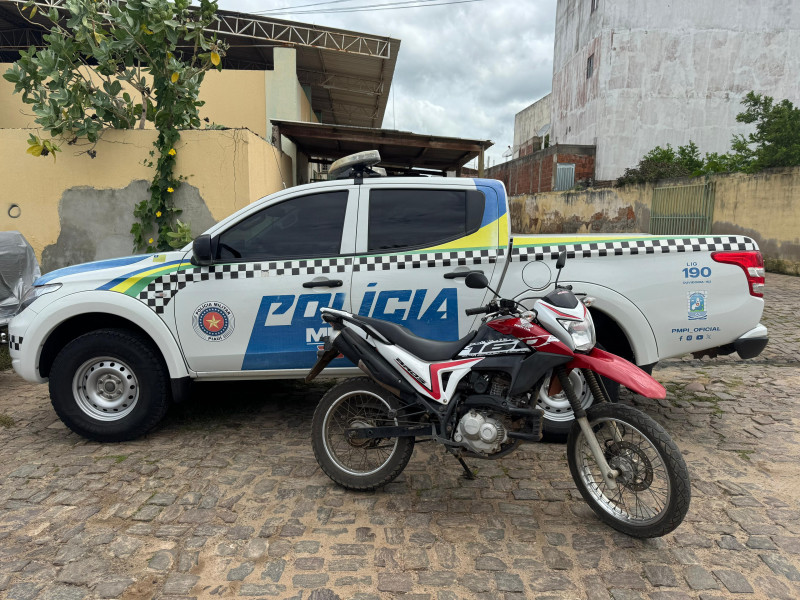 Força Tática apreende moto adulterada durante blitz em Paulistana-PI