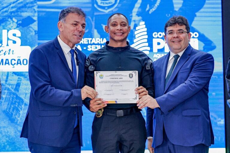 Governador Rafael Fonteles nomeia 207 policiais penais e destaca modernização das prisões do Piauí Governador Rafael Fonteles nomeia 207 policiais penais e destaca modernização das prisões do Piauí