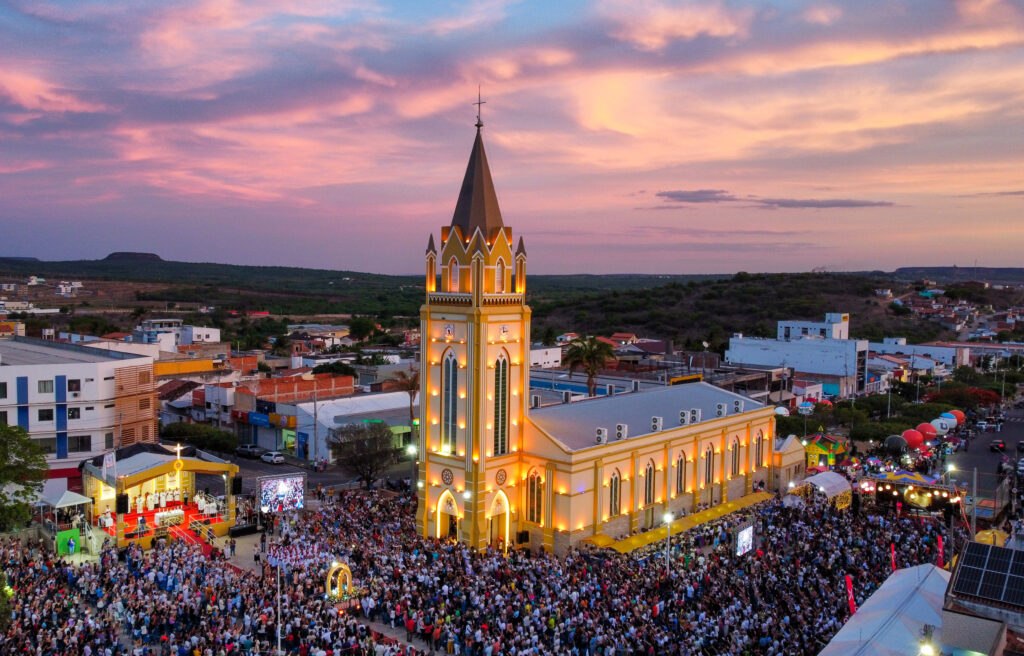 Paróquia Nossa Senhora Imaculada Conceição Araripina Paróquia Nossa Senhora Imaculada Conceição Araripina–PE