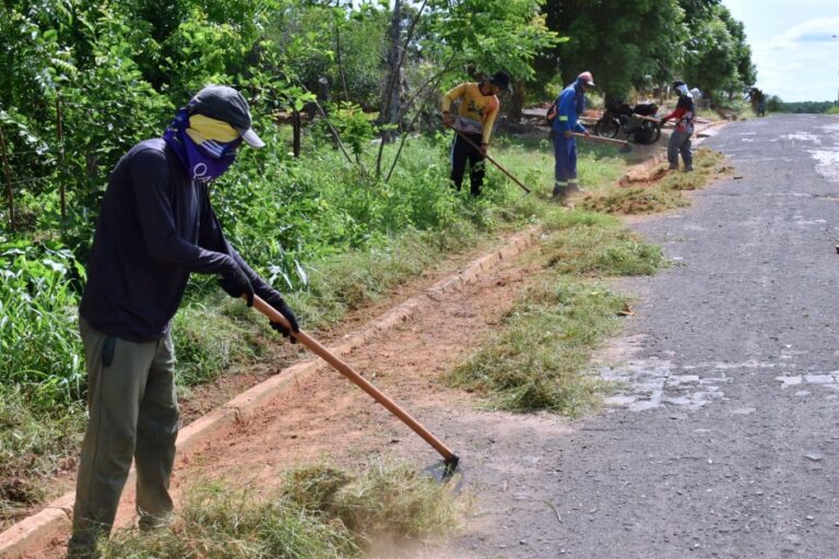 PICOS | Secretaria de Serviços Públicos inicia mutirão de limpeza no bairro Pantanal PICOS | Secretaria de Serviços Públicos inicia mutirão de limpeza no bairro Pantanal