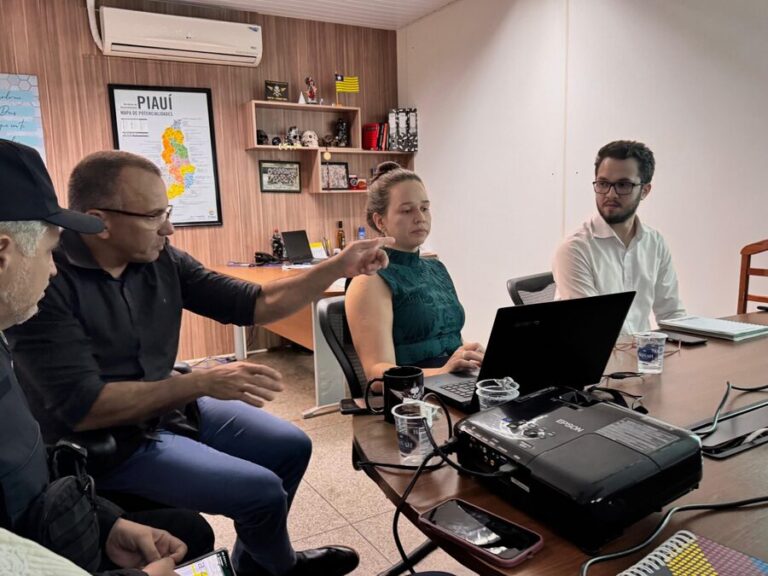 Novo painel permitirá acompanhamento do sistema prisional no Piauí Novo painel permitirá acompanhamento do sistema prisional no Piauí