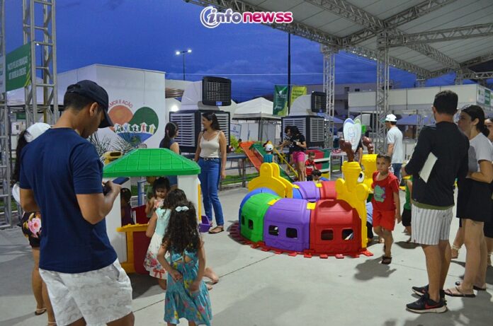 DSC_9616“Diálogos pelo Piauí” estreia em Picos com mais de 1300 atendimentos na Feira de Serviços