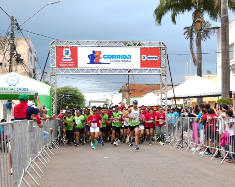 Corrida do Trabalhador reúne 500 atletas de todas as idades em Araripina Corrida do Trabalhador reúne 500 atletas de todas as idades em Araripina