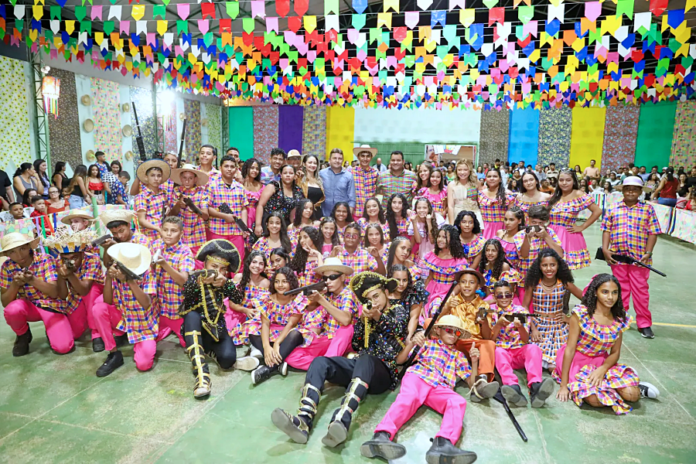 55Geminiano realiza seu 1º Festival Junino Escolar com grande particiáção da populção de Geminiano